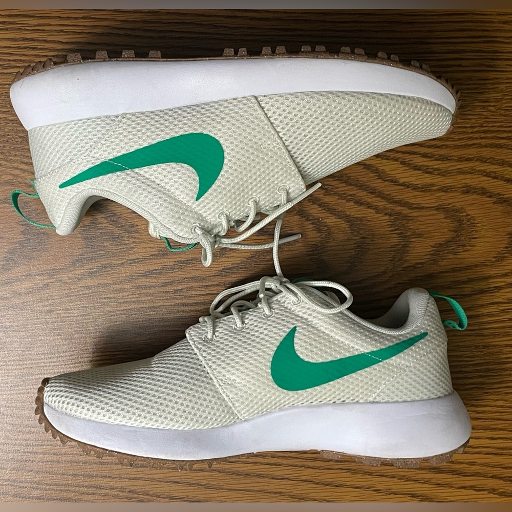 Nike Cream and Green Sneakers
